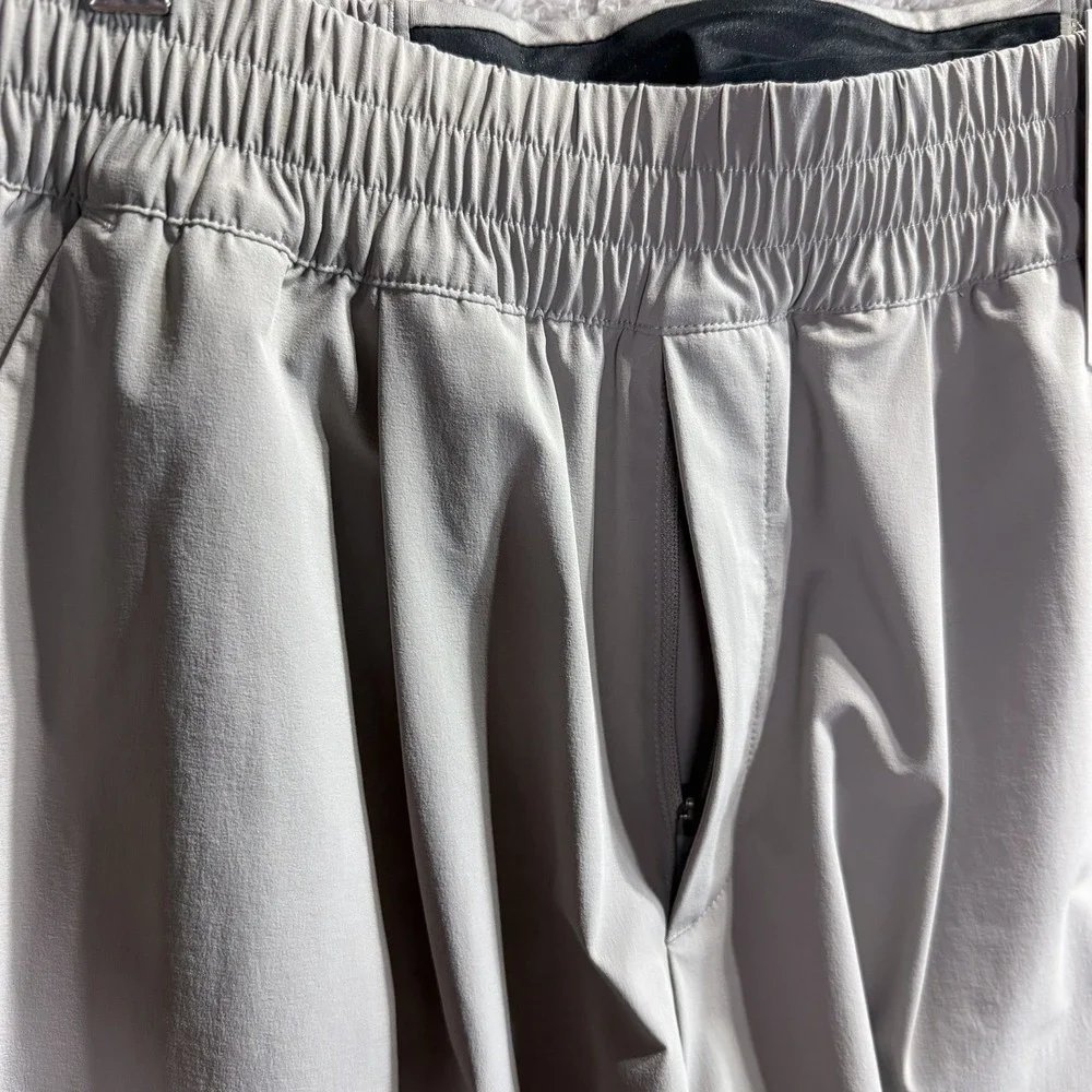 Under Armour x United Arrows Mens Nylon Tech Shorts Gray Size‎ M NWT Rare Collab